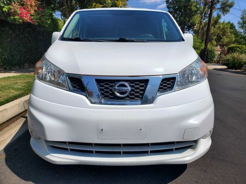 Used 2017 Nissan NV200 SV w/ Technology Package image 5