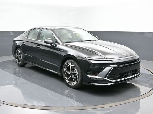 Used 2024 Hyundai Sonata SEL w/ Convenience Package image 7