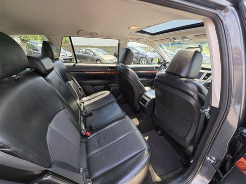 Used 2012 Subaru Outback 3.6R Limited AWD/4WD image 15