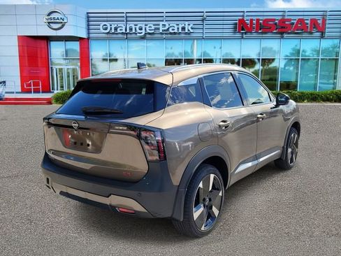 New 2026 Nissan Kicks SR w/ SR Premium Package image 2