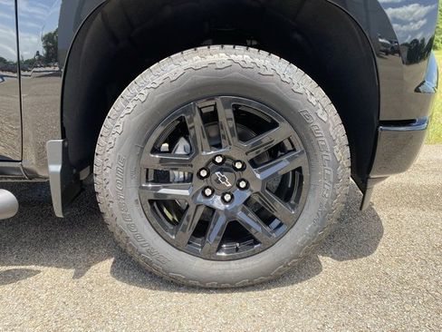 New 2025 Chevrolet Silverado 1500 Custom w/ Turbomax Blackout Package image 9