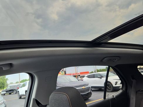 Used 2018 Chevrolet Equinox LT w/ Sun & Infotainment Package FWD image 19