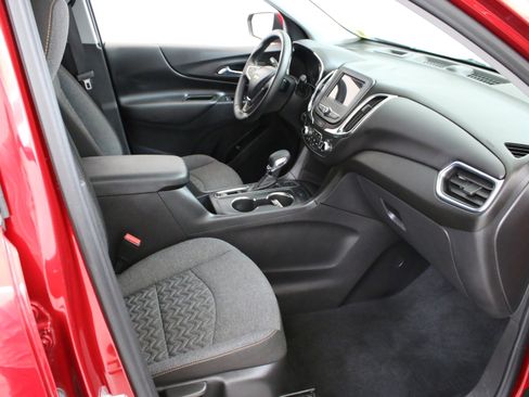 Used 2024 Chevrolet Equinox LT w/ LPO, Floor Liner Package AWD/4WD image 30