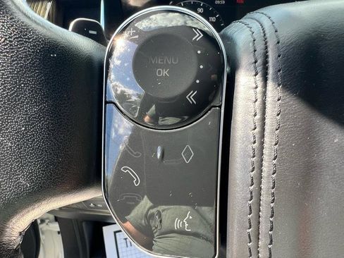 Used 2019 Land Rover Range Rover HSE AWD/4WD image 24