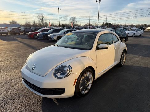 Used 2016 Volkswagen Beetle 1.8T SEL w/ Lighting Package image 8