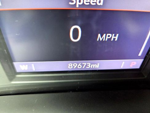 Used 2020 Buick Enclave Essence image 42