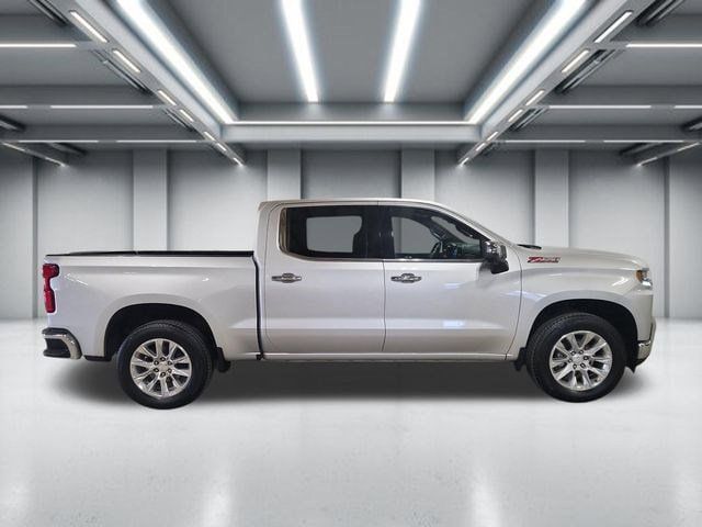 Used 2021 Chevrolet Silverado 1500 LTZ AWD/4WD image 1