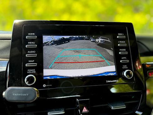 Used 2021 Toyota Camry SE FWD image 37