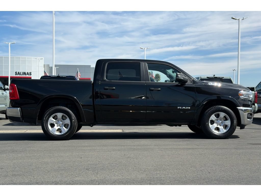 Used 2025 RAM 1500 Big Horn AWD/4WD image 3