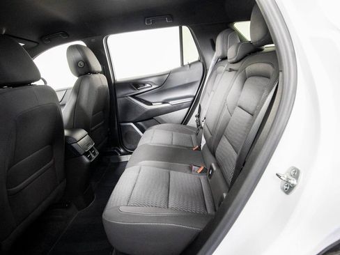 Used 2025 Chevrolet Equinox LT FWD image 11