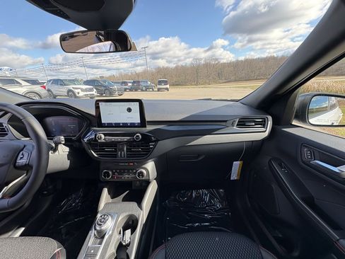 New 2026 Ford Escape ST-Line w/ Cold Weather Package image 30