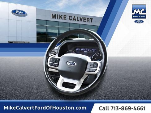 Used 2022 Ford Expedition Max Limited RWD image 6