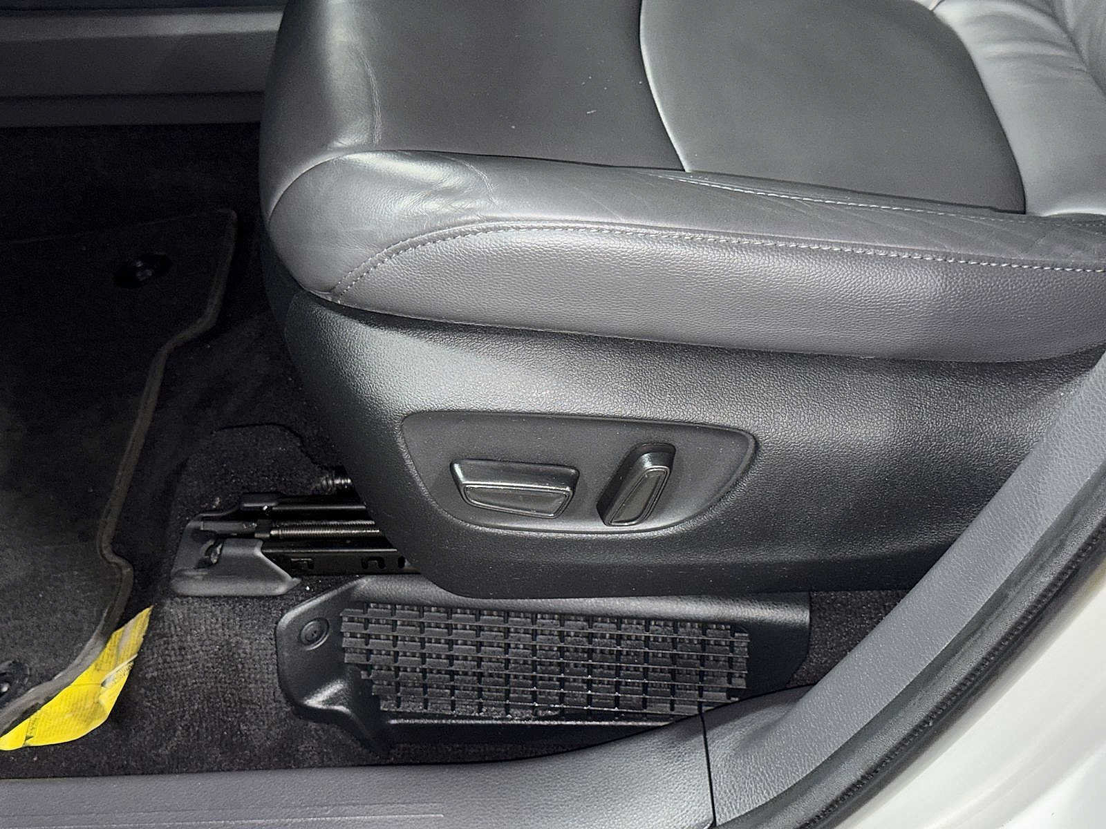 Certified 2022 Toyota Sienna LE FWD image 24