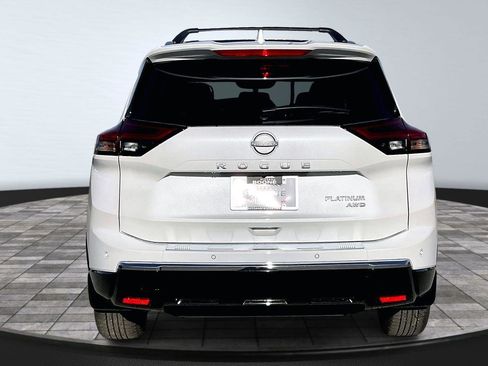 New 2026 Nissan Rogue Platinum w/ Platinum Premium Package AWD/4WD image 4
