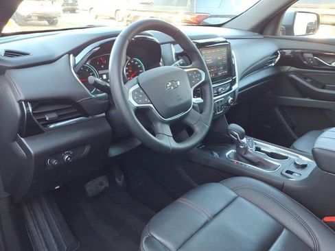 Certified 2023 Chevrolet Traverse RS image 7