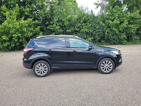 Used 2018 Ford Escape Titanium AWD/4WD image 13