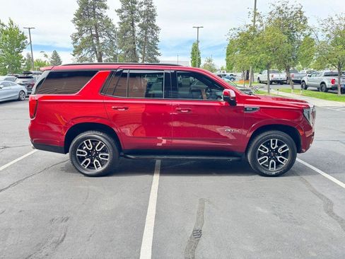 Used 2022 GMC Yukon AT4 AWD/4WD image 6