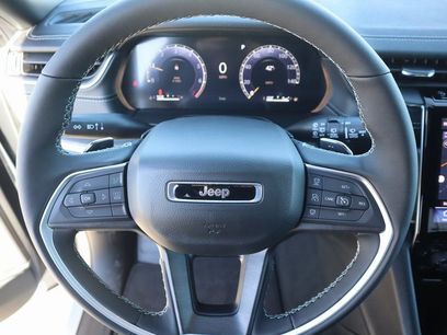 New 2025 Jeep Grand Cherokee Limited