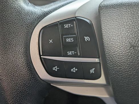 Used 2022 Ford Explorer XLT w/ Equipment Group 202A RWD image 14