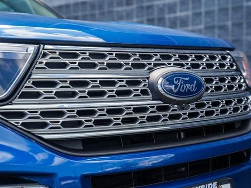 Used 2020 Ford Explorer Limited image 16