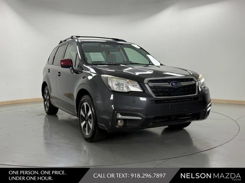 Used 2018 Subaru Forester 2.5i Premium AWD/4WD image 4