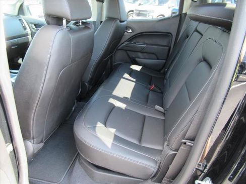 Used 2021 Chevrolet Colorado LT w/ LT Convenience Package image 35