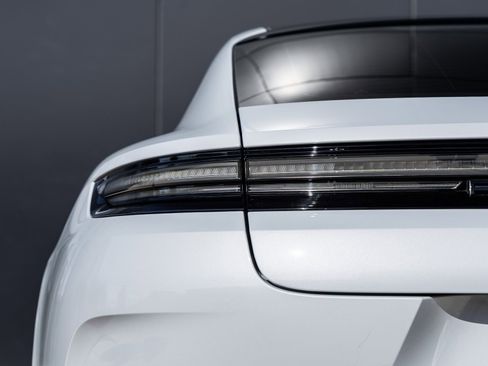 Used 2024 Porsche Panamera 4 image 7