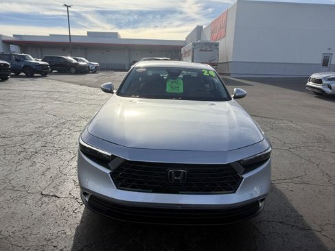 Used 2024 Honda Accord EX image 11