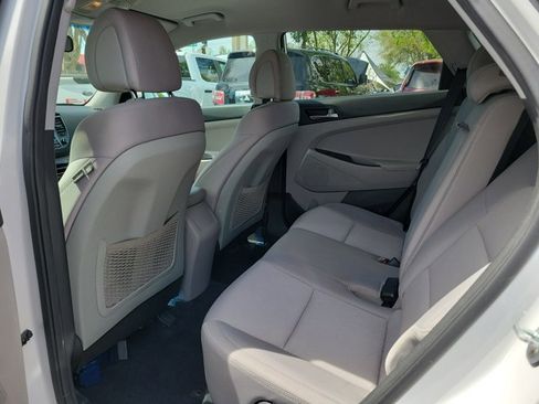 Used 2018 Hyundai Tucson SE image 11