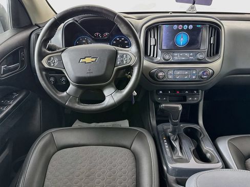 Used 2017 Chevrolet Colorado Z71 AWD/4WD image 27