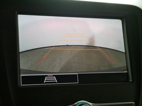 Used 2023 Chevrolet Equinox LT image 33