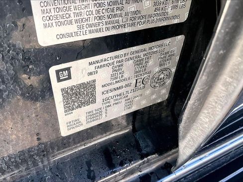 Used 2020 Chevrolet Silverado 1500 High Country w/ Technology Package image 22