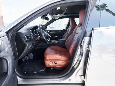 Used 2022 Maserati Levante Modena image 18