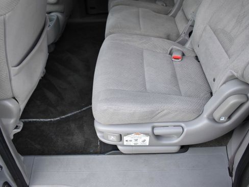 Used 2014 Honda Odyssey EX image 26