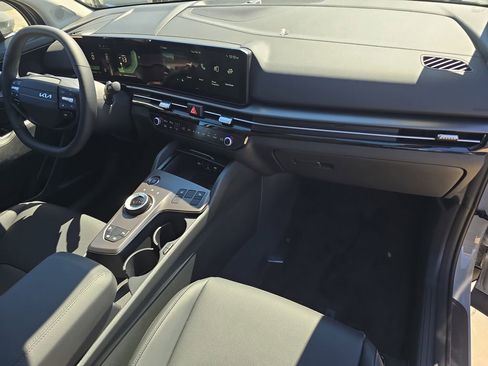 New 2026 Kia Sportage EX image 12