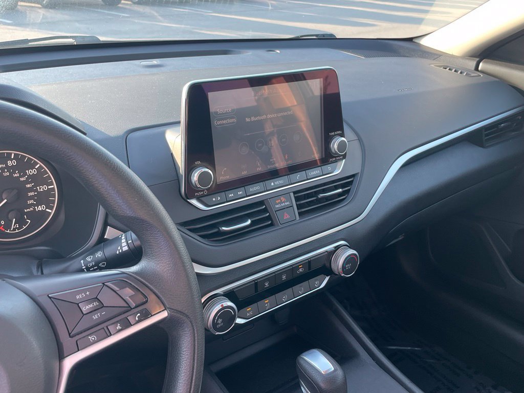 Used 2020 Nissan Altima 2.5 S FWD image 15