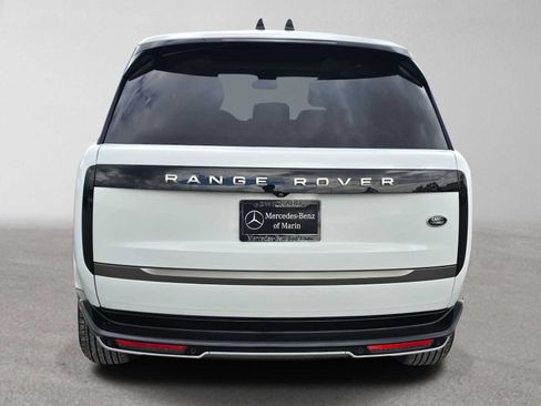 Used 2023 Land Rover Range Rover SE AWD/4WD image 4