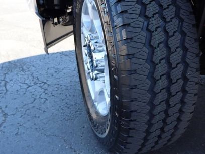 New 2026 Ford F350 XLT w/ FX4 Off-Road Package