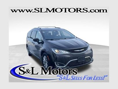 Used 2018 Chrysler Pacifica Touring-L Plus