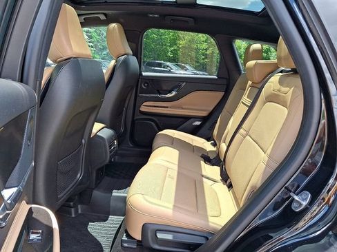 Used 2021 Lincoln Corsair Reserve AWD/4WD image 10