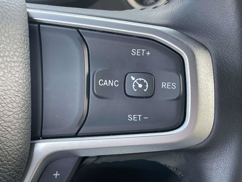 Used 2024 RAM 2500 Big Horn w/ Bed Utility Group image 9