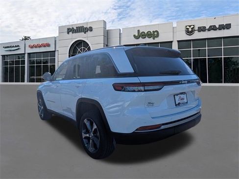 New 2026 Jeep Grand Cherokee Limited image 7