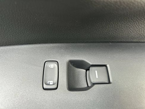Certified 2024 Honda HR-V LX image 51