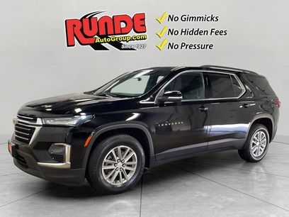 Used 2023 Chevrolet Traverse LT