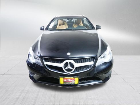 Used 2015 Mercedes-Benz E 400 4MATIC Coupe image 2