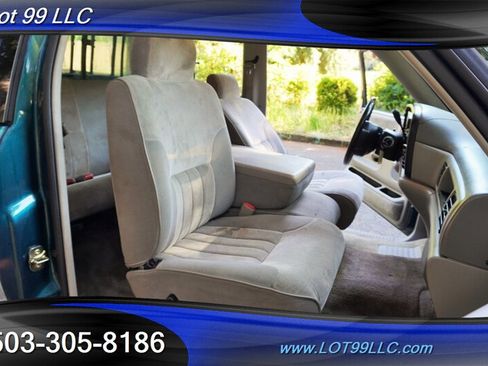 Used 1995 Dodge Ram 2500 Truck 2WD Club Cab image 16