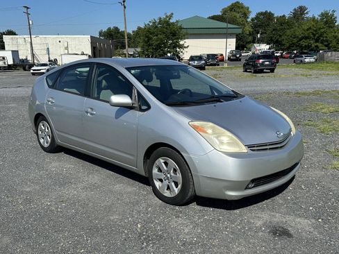 Used 2005 Toyota Prius FWD image 2