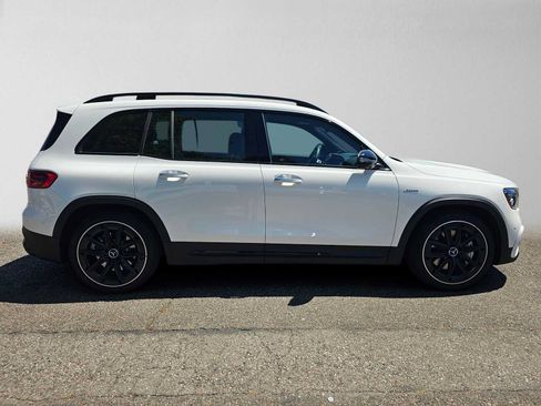 Used 2026 Mercedes-Benz GLB 35 AMG 4MATIC image 2