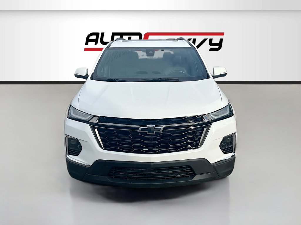 Used 2023 Chevrolet Traverse RS AWD/4WD image 2