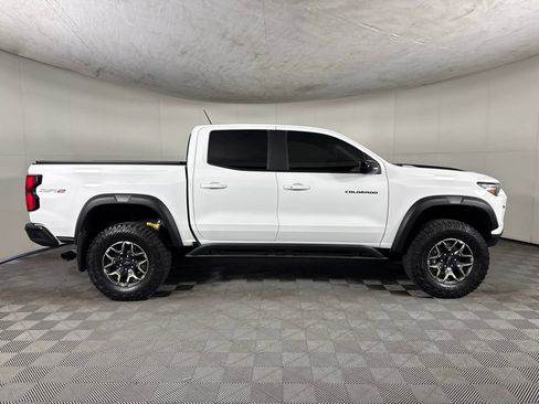 Certified 2023 Chevrolet Colorado ZR2 w/ ZR2 Convenience Package III AWD/4WD image 4